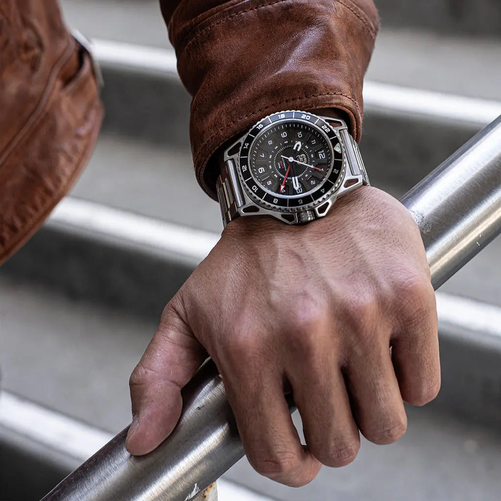 Dango GMT-01 - Automatic GMT Watch with Metal Bracelet Dango Products