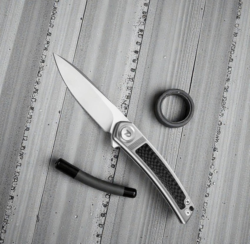 Dreamtech Button Lock CF/Ti Folding Knife