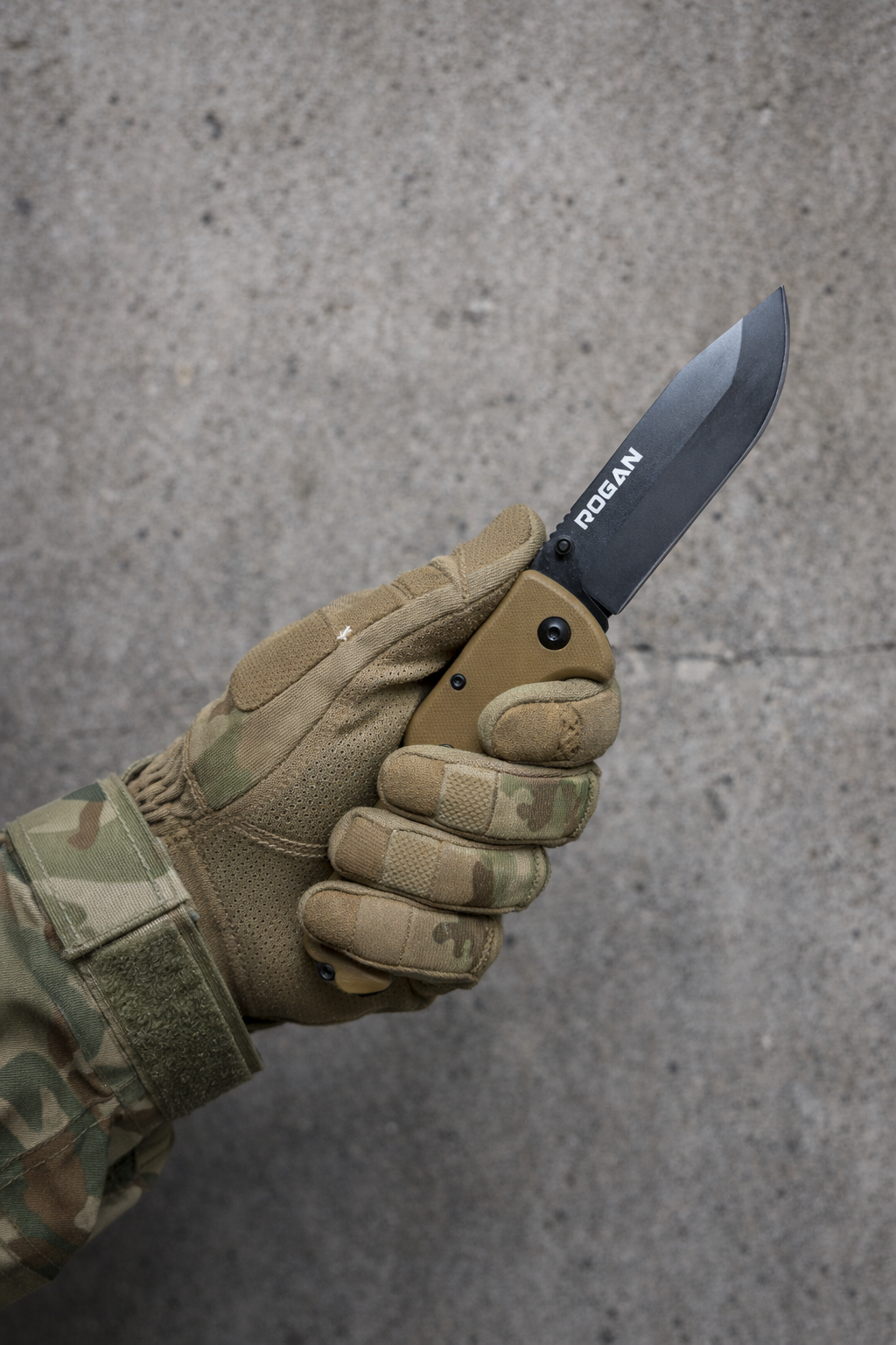 ROGUE Folding Knife-Gen 1 (Coyote/Black)
