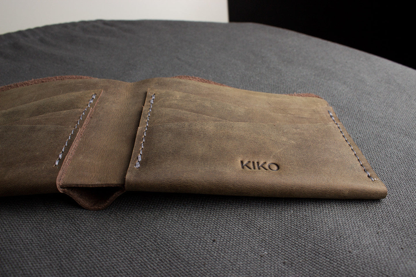 Buck Bifold Kiko Leather
