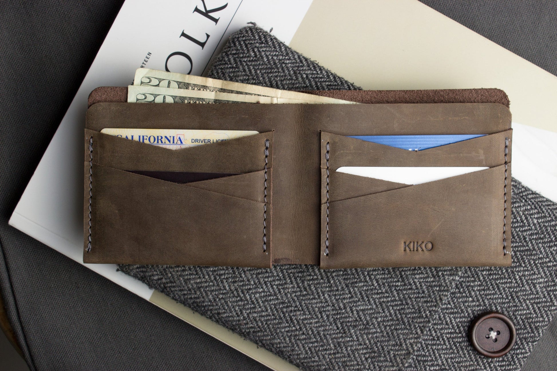 Buck Bifold Kiko Leather
