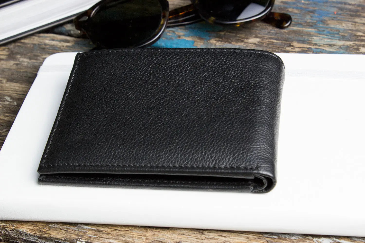 Traditional Bifold Wallet Kiko Leather