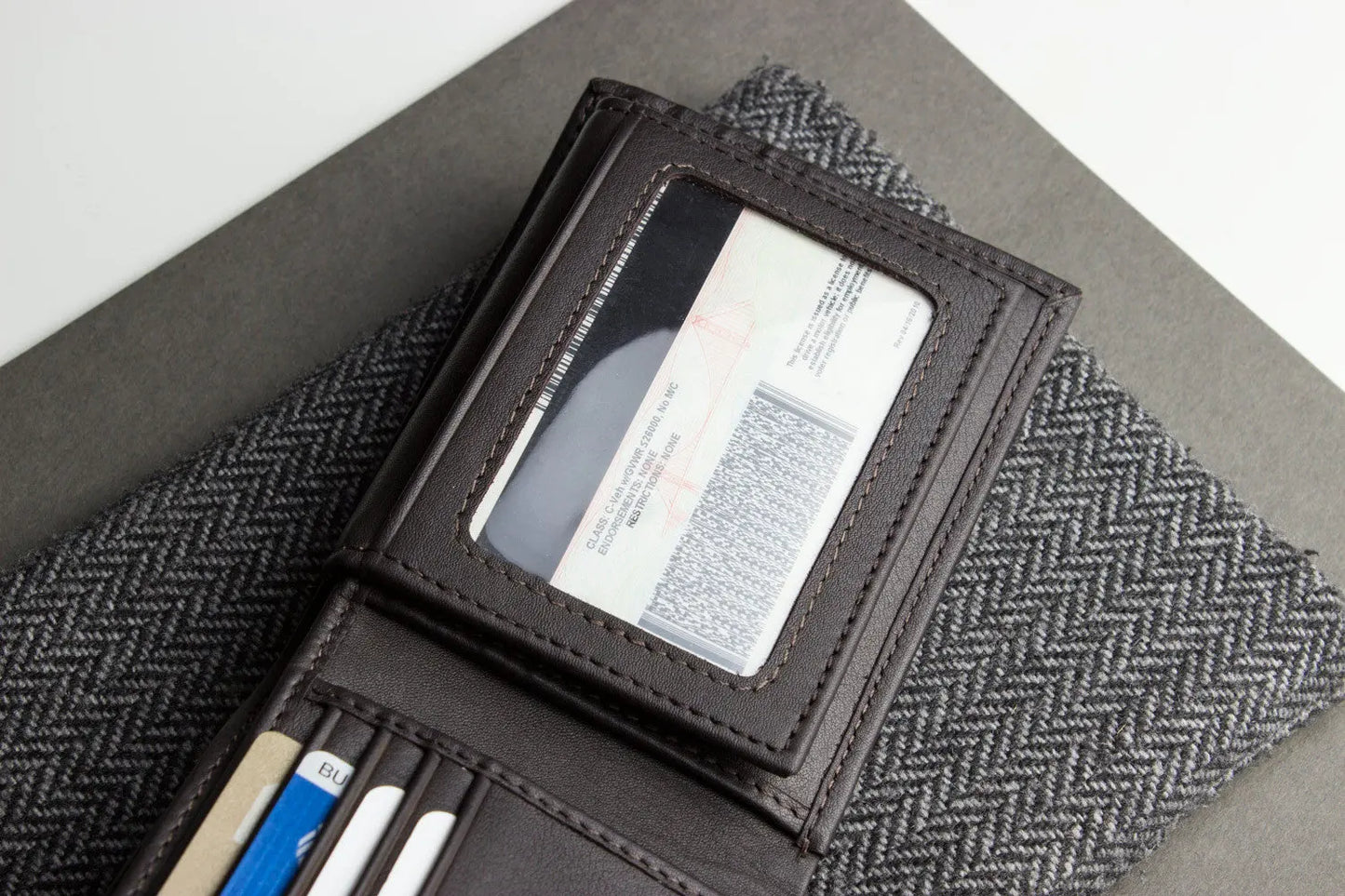 Traditional Bifold Wallet Kiko Leather