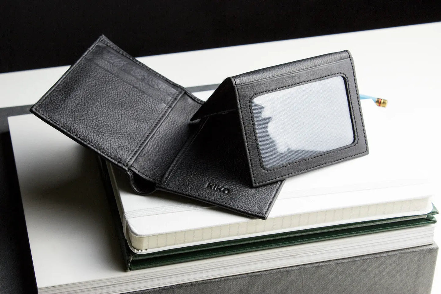 Slimfold Passcase Wallet Kiko Leather