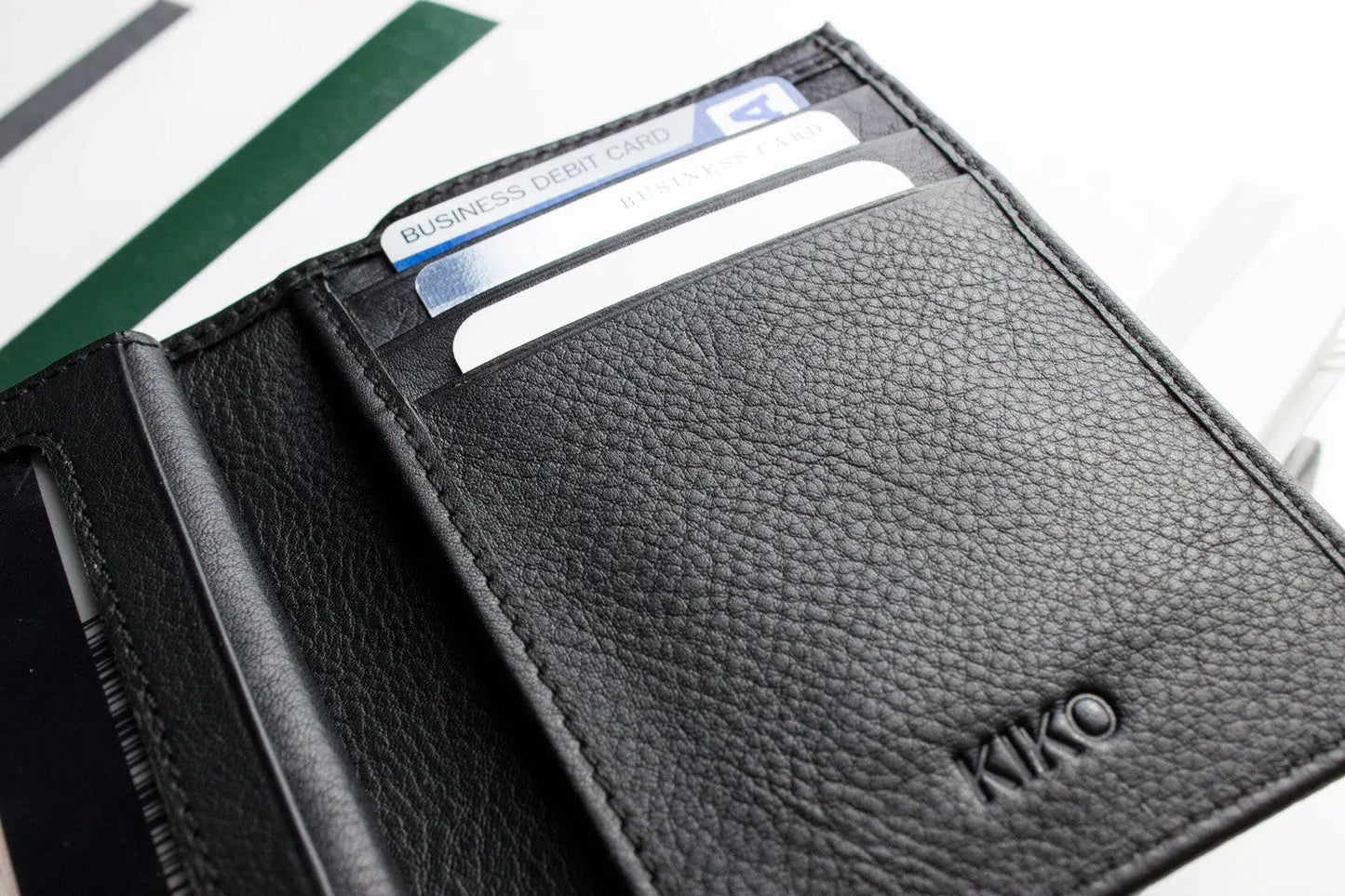 Slimfold Passcase Wallet Kiko Leather