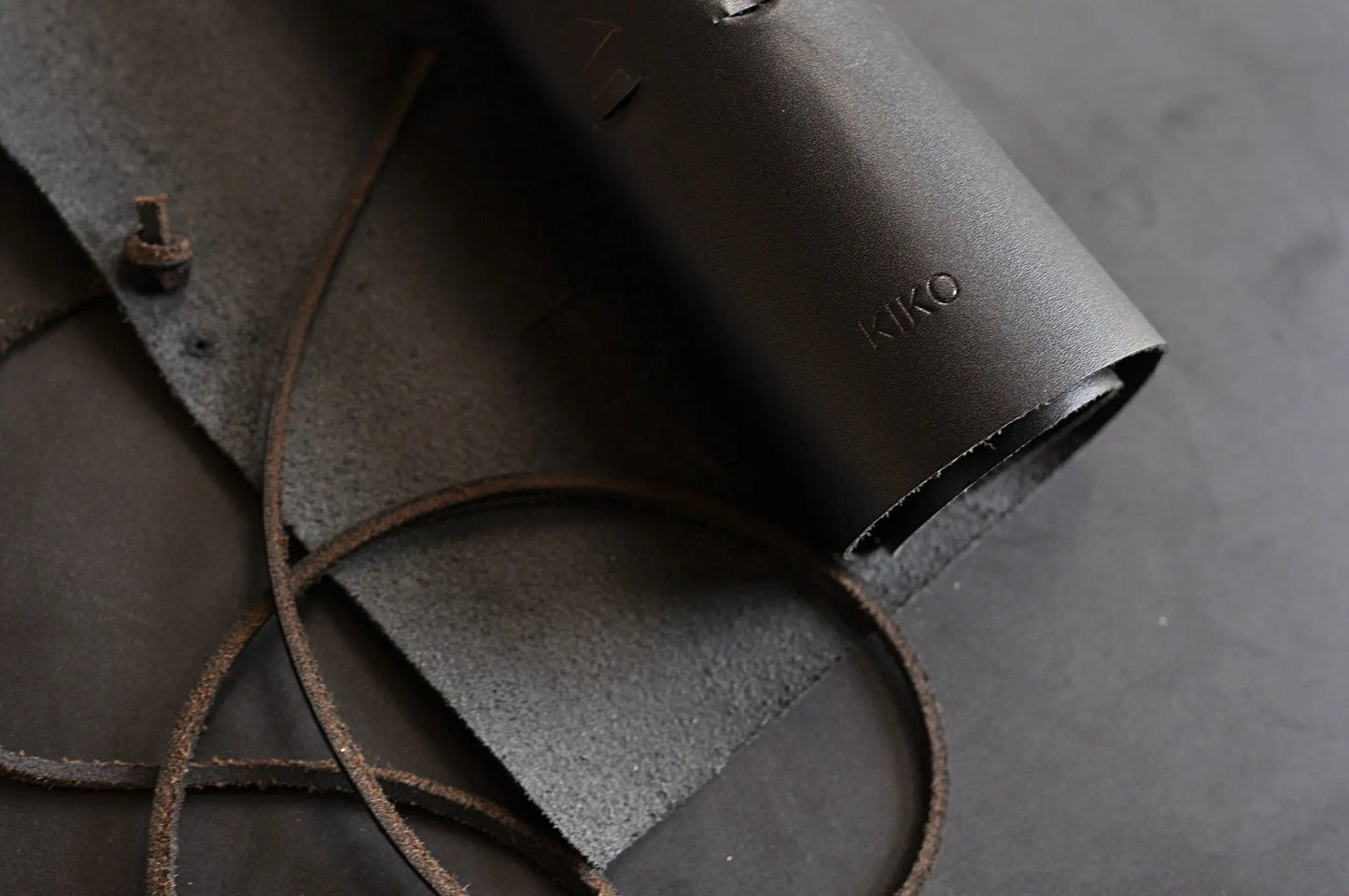 Pencil Wrap Kiko Leather