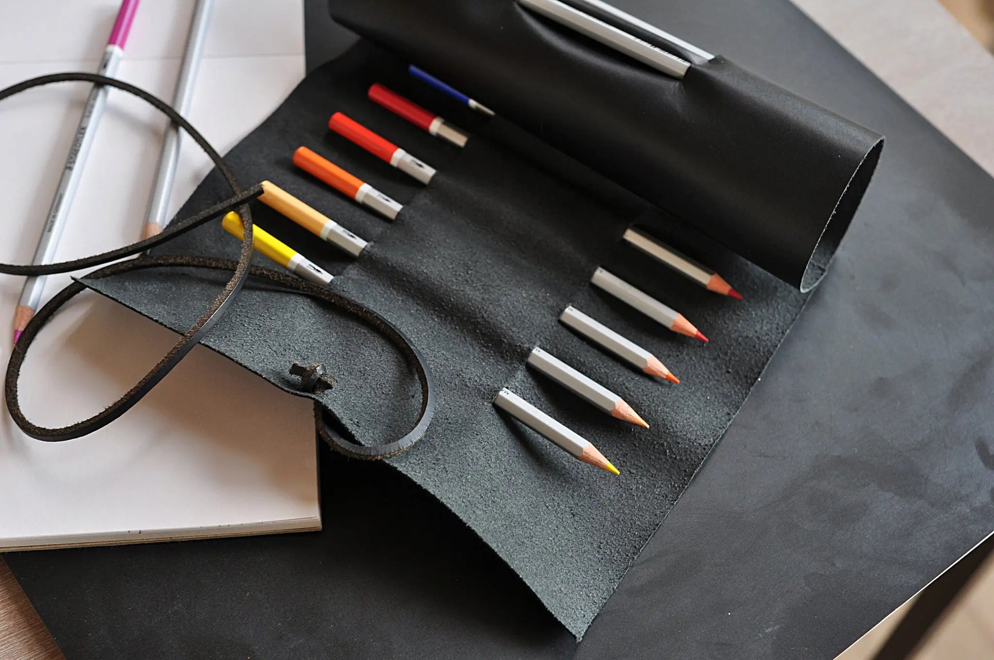 Pencil Wrap Kiko Leather