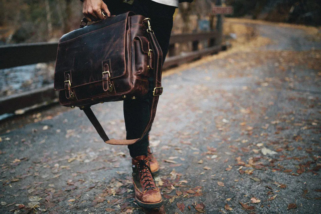 Sitka Leather Messenger Kodiak Leather