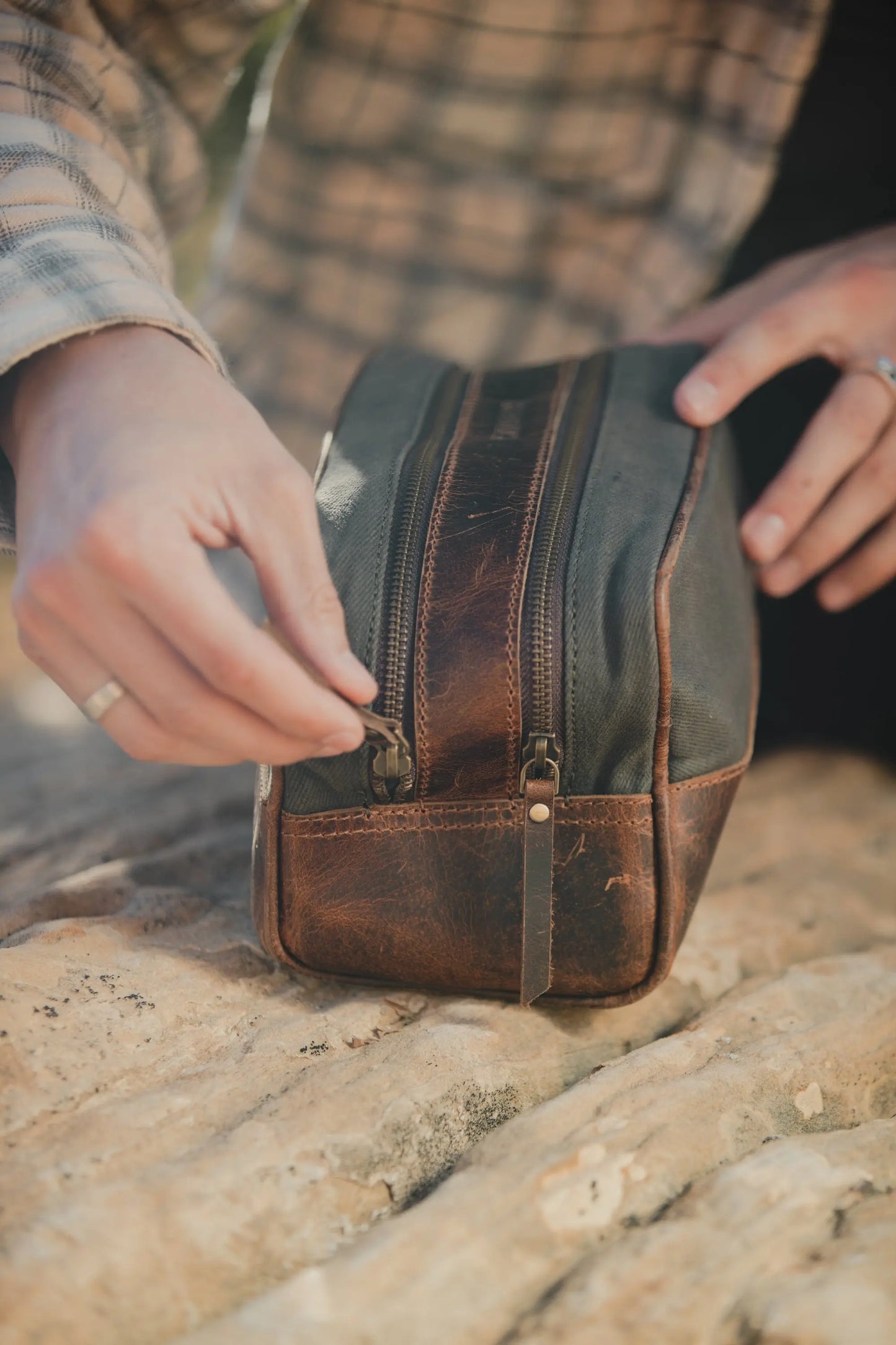 Canvas Dopp Bag Kodiak Leather