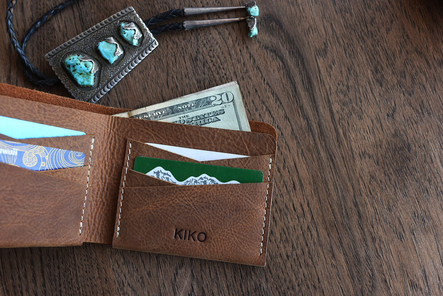 Buck Bifold Kiko Leather