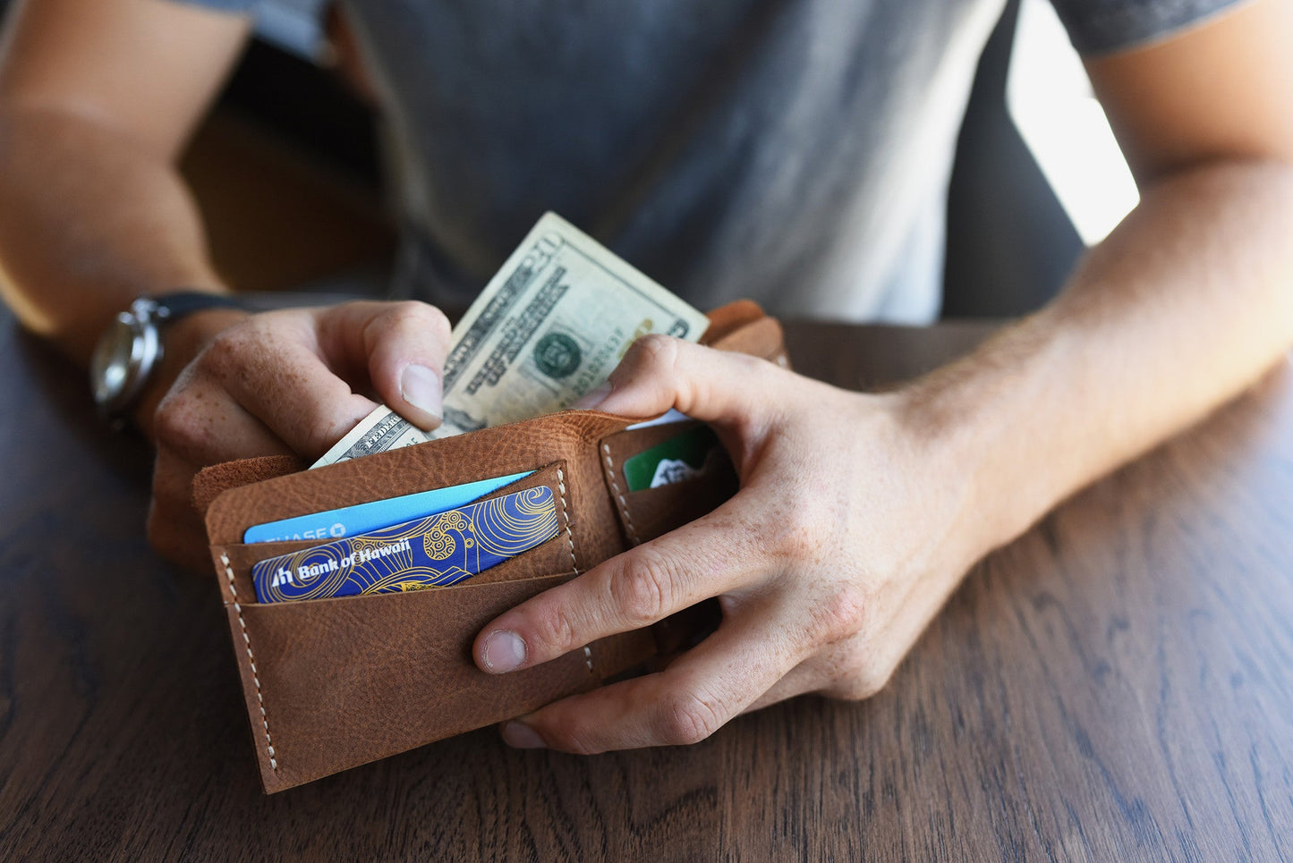 Buck Bifold Kiko Leather
