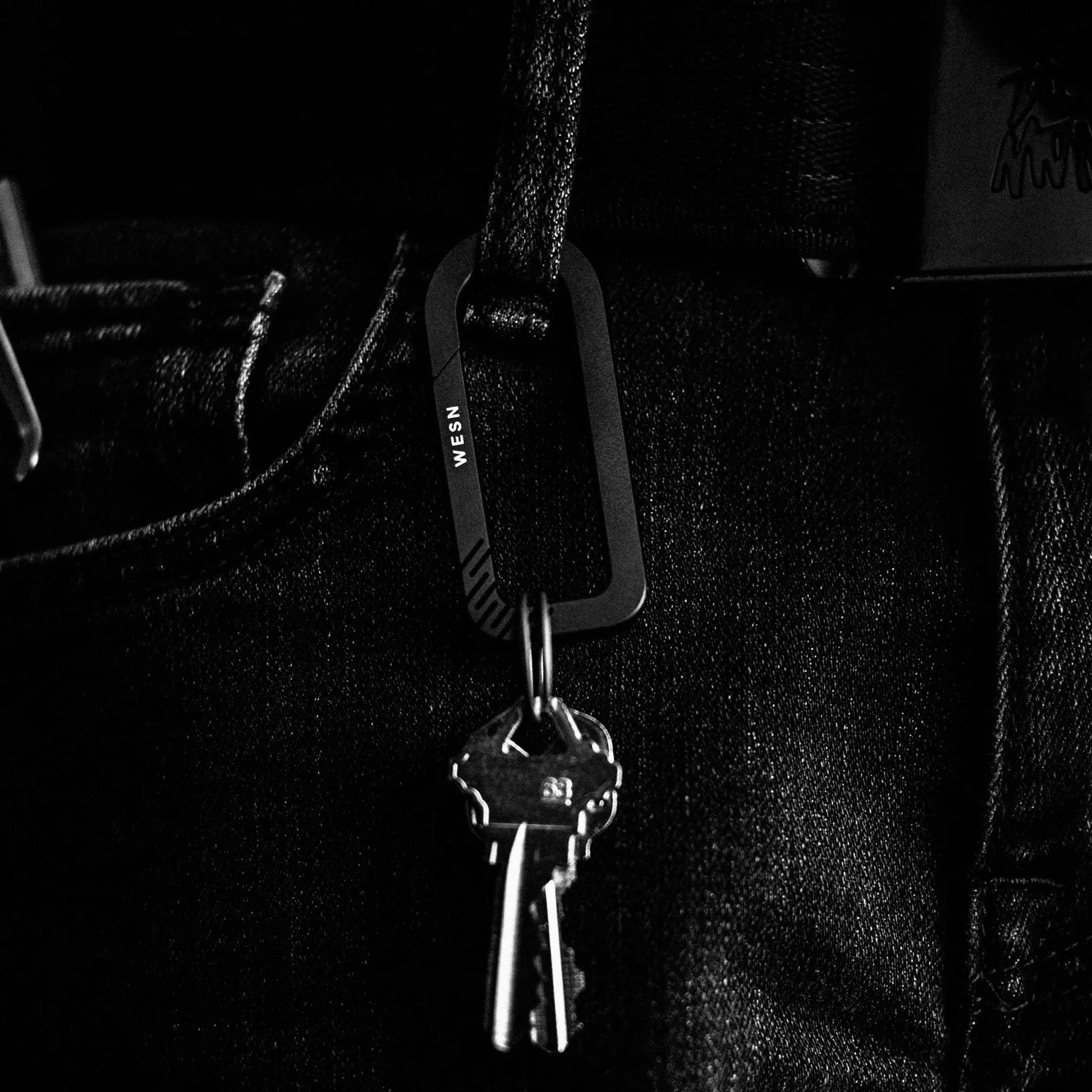 The WESN CB Titanium Carabiner WESN