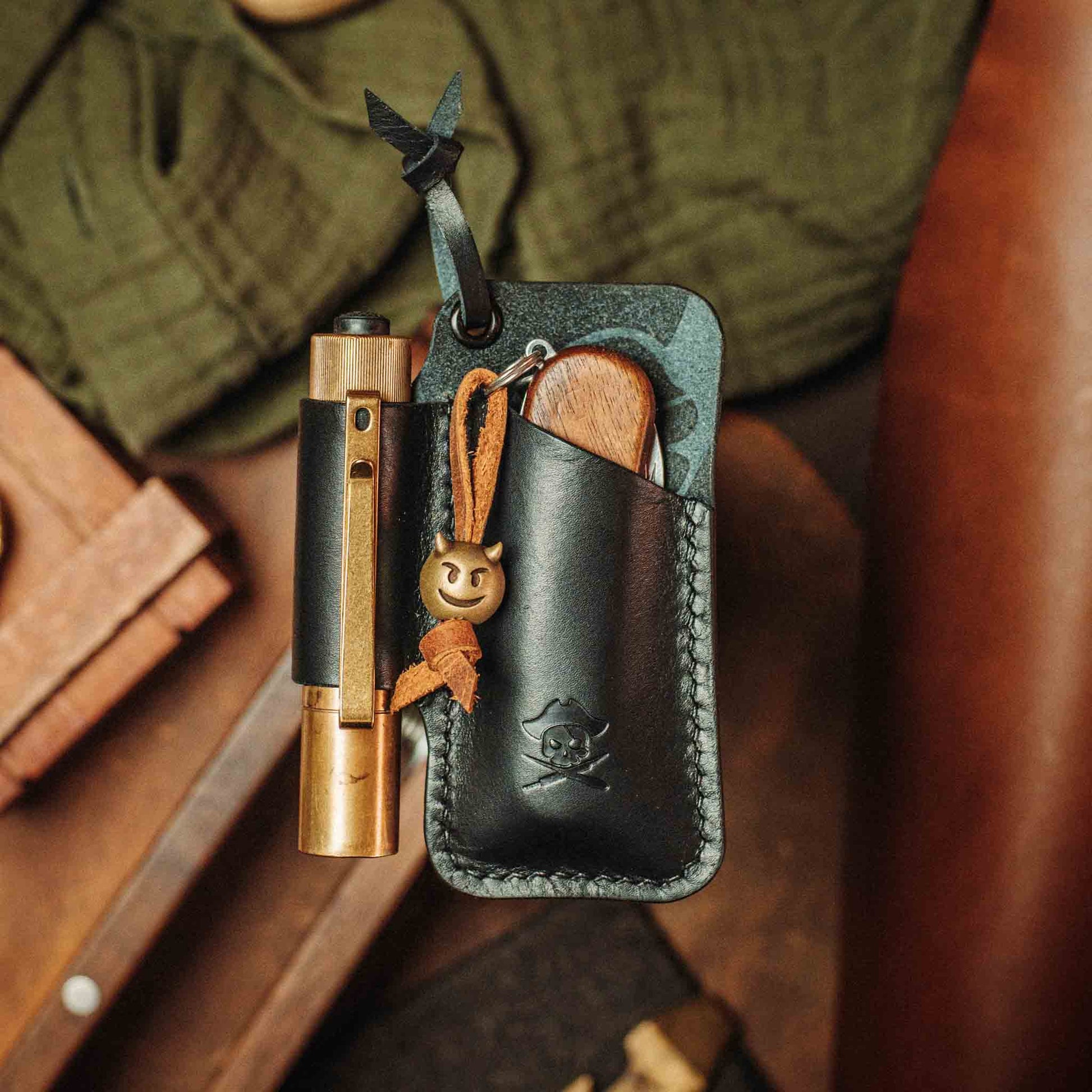 Pirate Goods Sailor Knife Sleeve – Leather EDC Pocket Knife Holder Pirate Goods