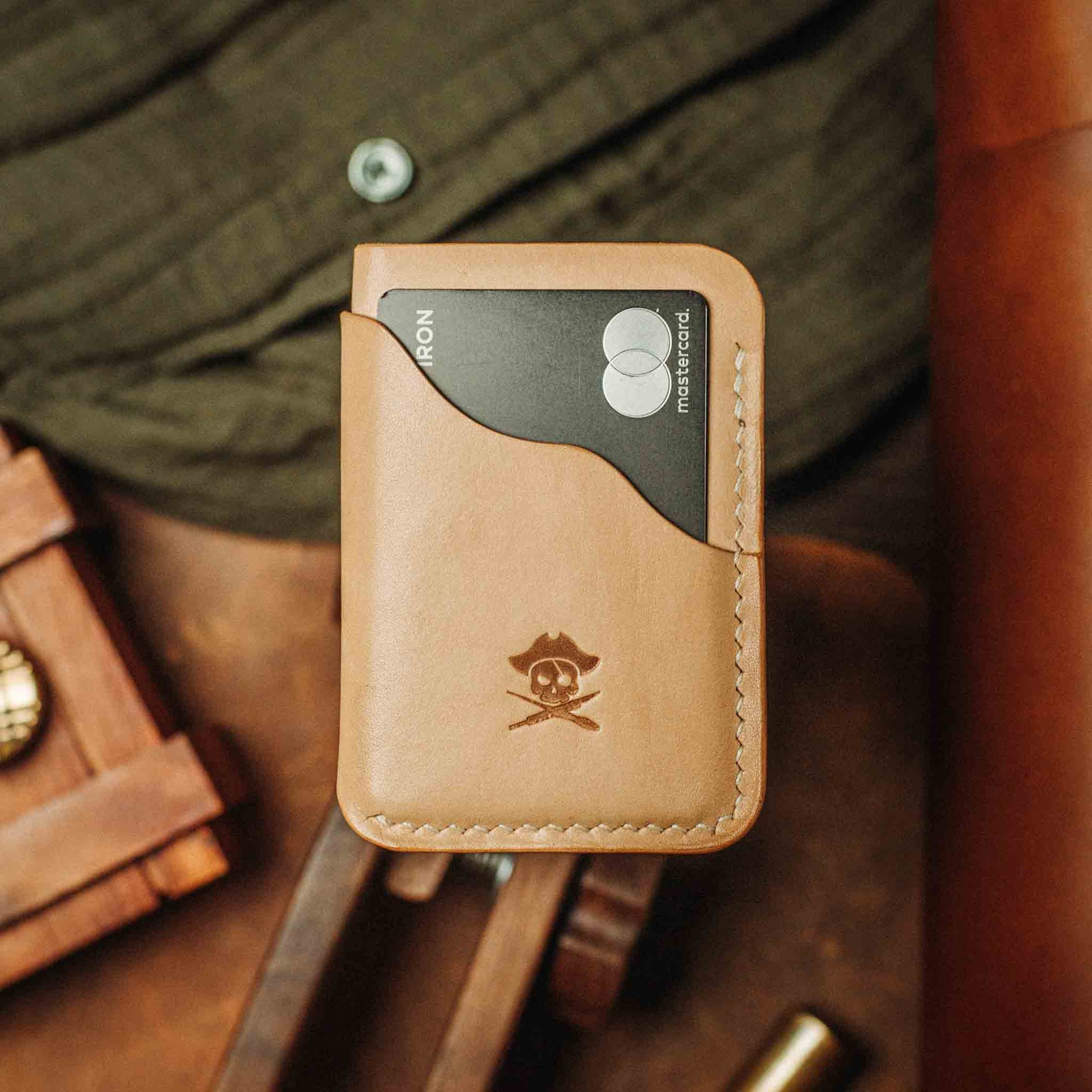 Venturer v2 – Minimalist Leather Wallet Pirate Goods
