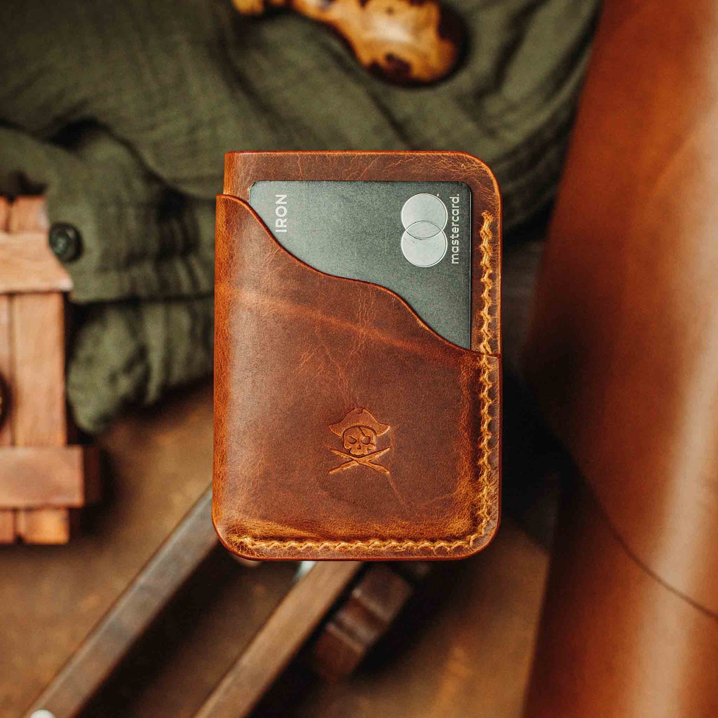 Venturer v2 – Minimalist Leather Wallet Pirate Goods