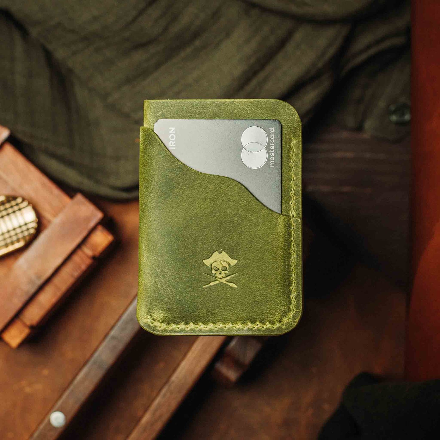 Venturer v2 – Minimalist Leather Wallet Pirate Goods