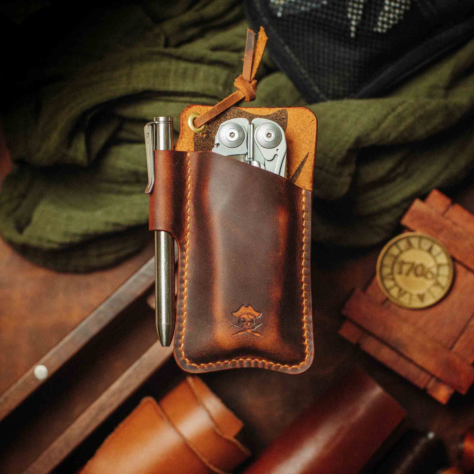 Pirate Goods Sailor Knife Sleeve – Leather EDC Pocket Knife Holder Pirate Goods