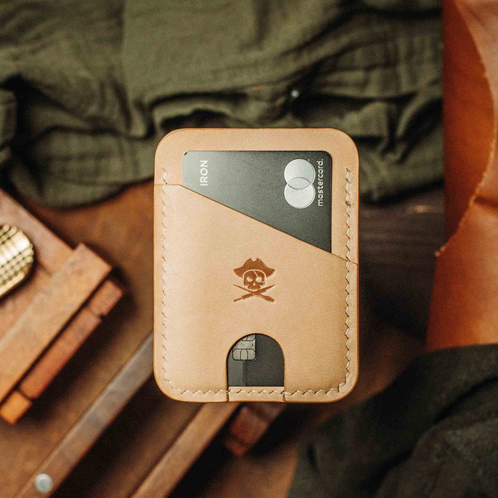 Boatswain v4 – Minimalist Leather Slim Wallet