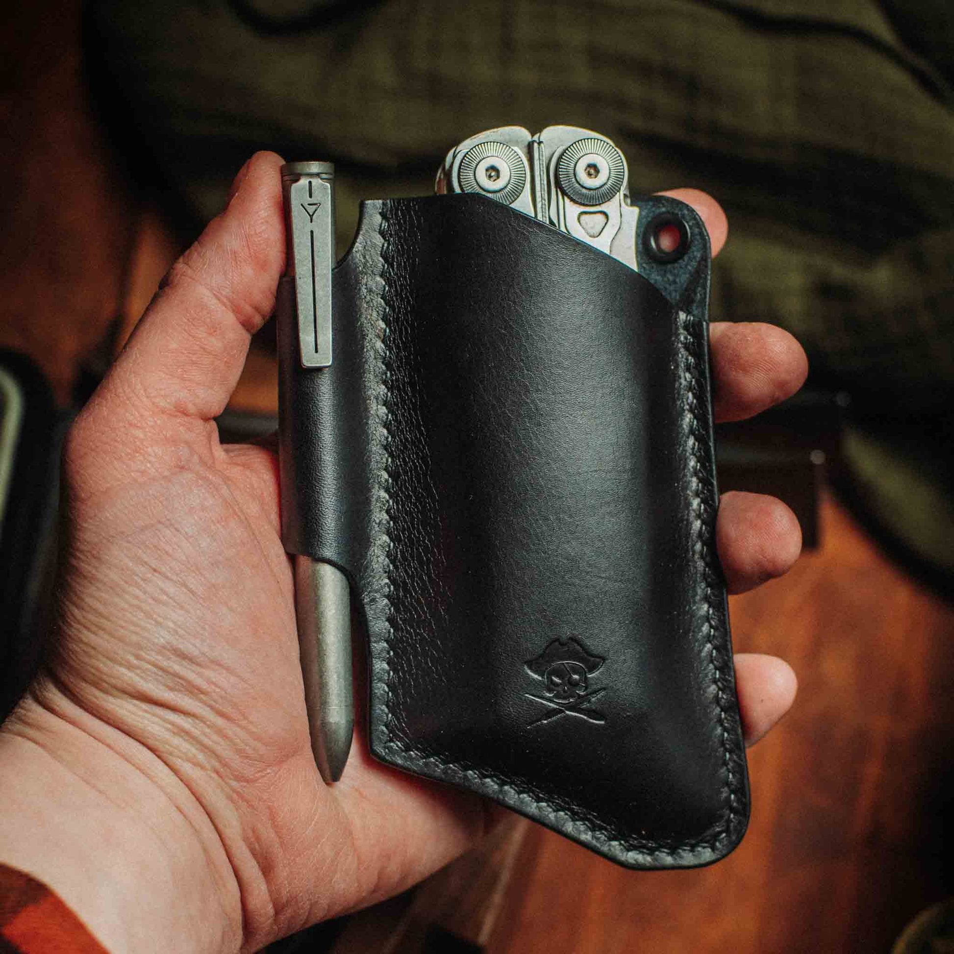 Pirate Goods Sailor v3 – Leather EDC Knife Sleeve Pirate Goods