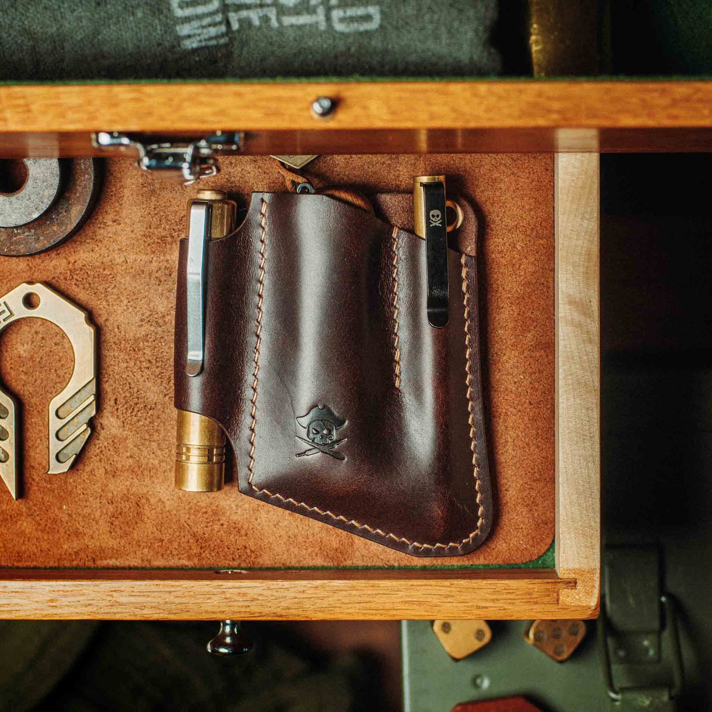 Pirate Goods First Mate v3 Pocket Organizer – Leather EDC Pocket Carrier Pirate Goods