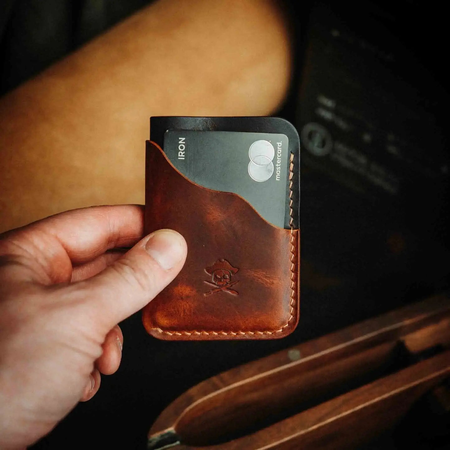 Venturer v2 – Minimalist Leather Wallet Pirate Goods