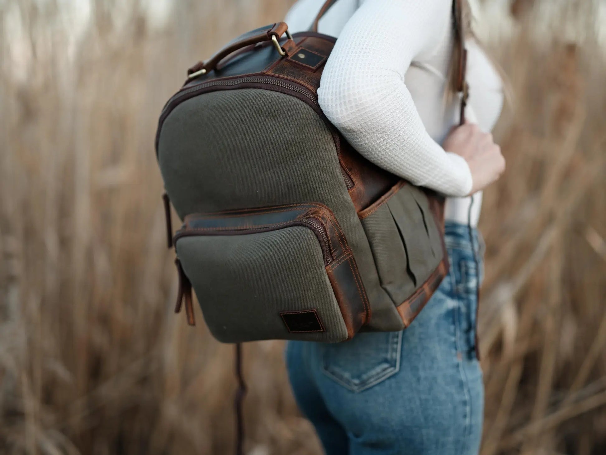 Day Traveler Canvas Backpack Kodiak Leather