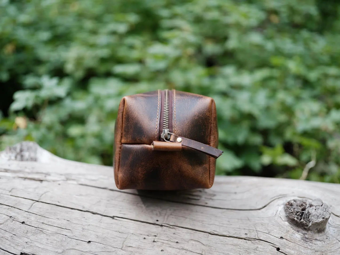 Kobuk Dopp Kit Kodiak Leather