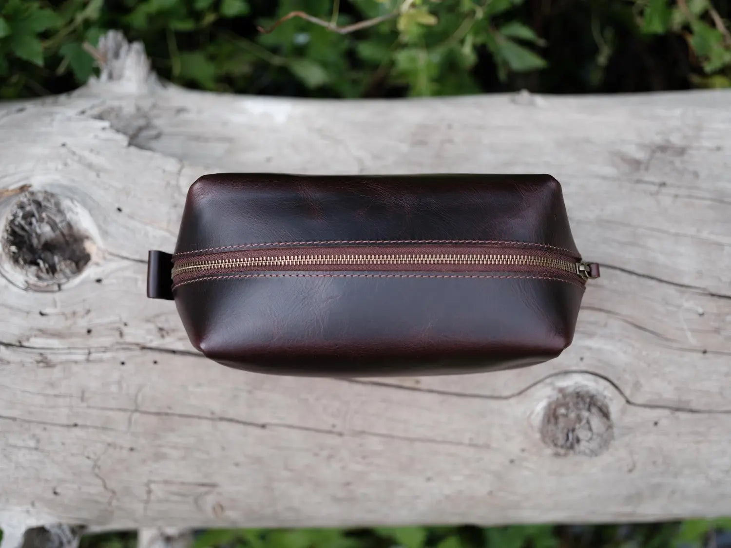 Kobuk Dopp Kit Kodiak Leather