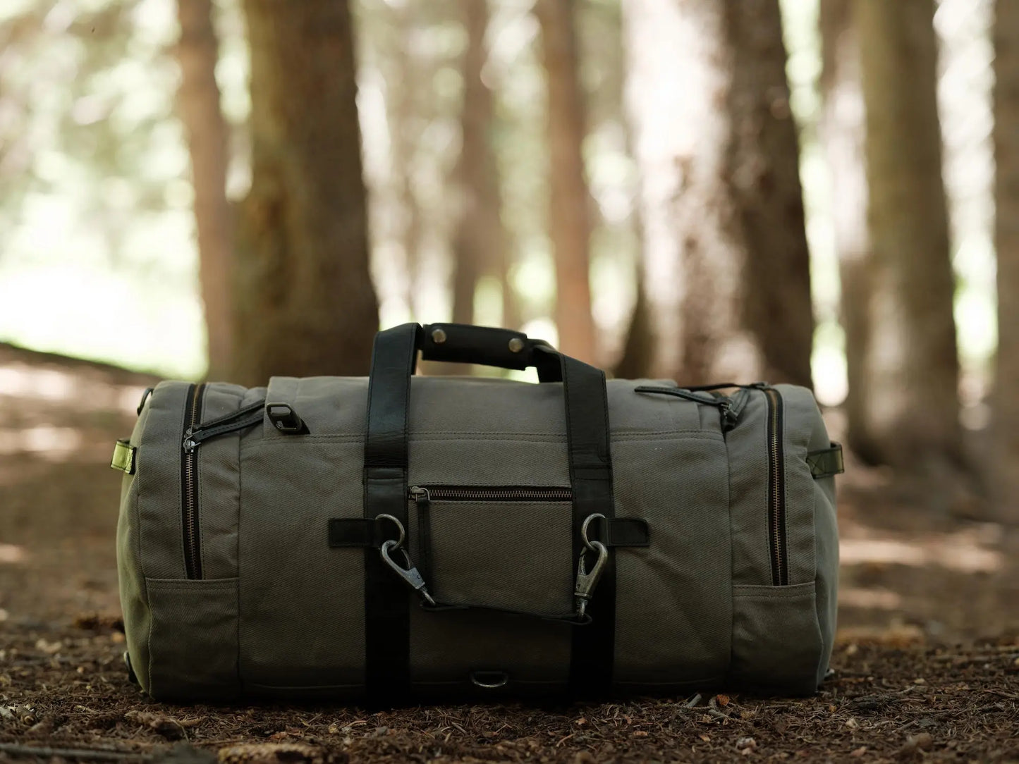 55L Nomad Canvas Duffel Kodiak Leather