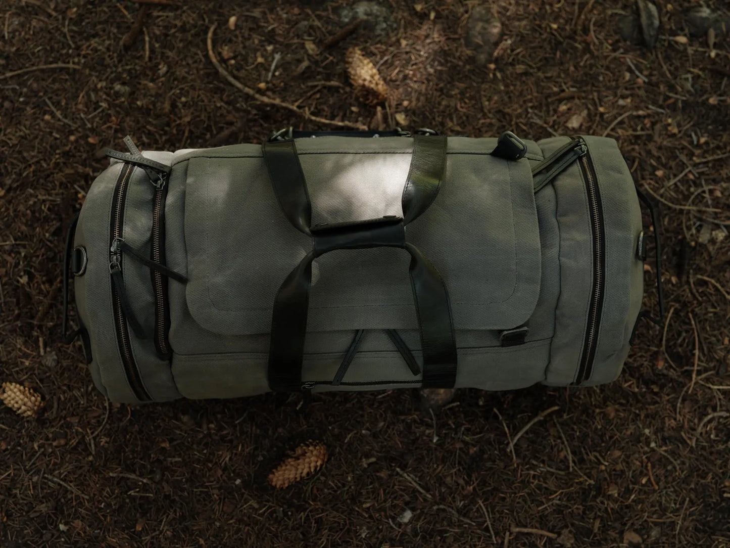 55L Nomad Canvas Duffel Kodiak Leather
