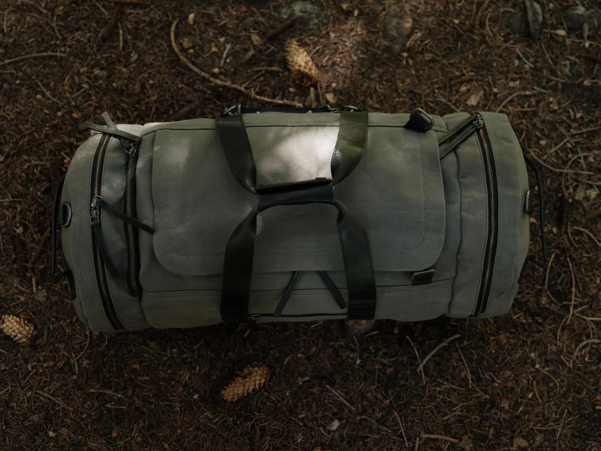 55L Nomad Canvas Duffel Kodiak Leather