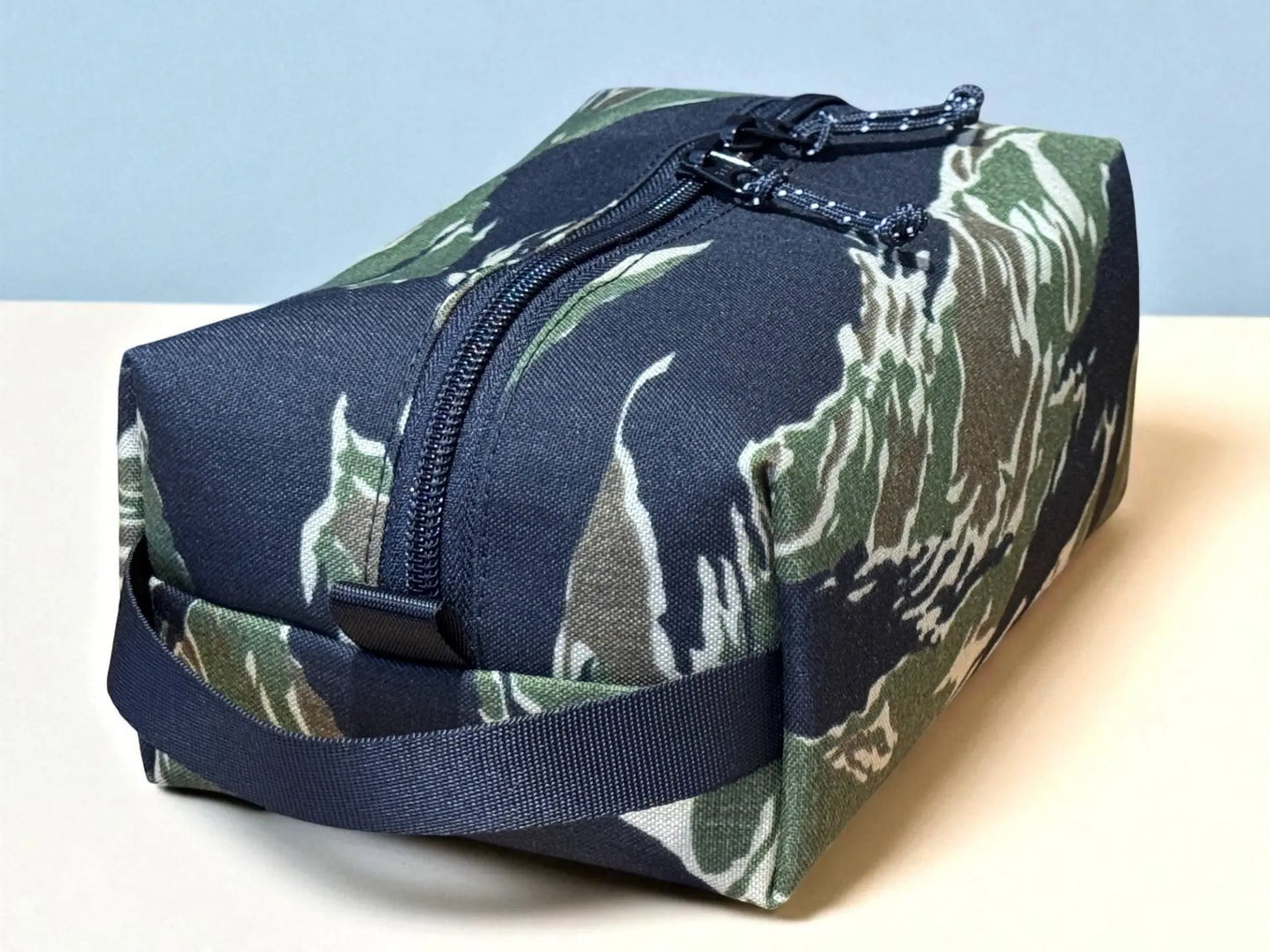 Timberline Series Cordura® Mid-Sized Utility Pouch – Heavy-Duty Bushcraft & Survival Bag for Camping, Hiking and Hunting