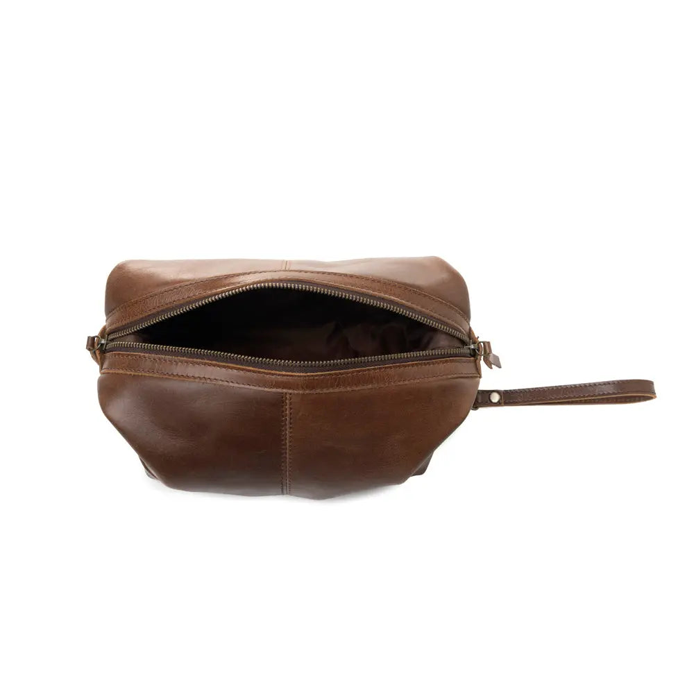 Myra Drifter Leather Dopp Kit for Men in brown Myra USA