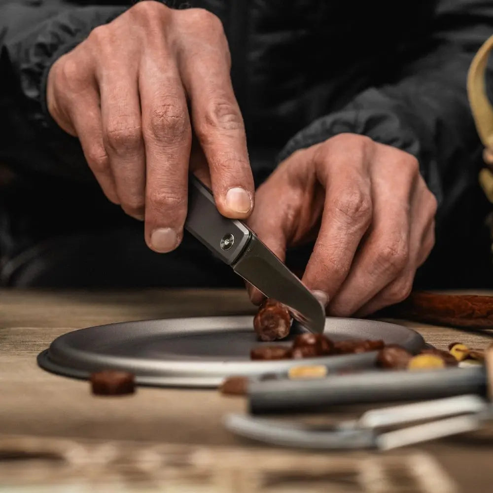 The WESN Samla Compact Sheepsfoot Pocket Knife WESN
