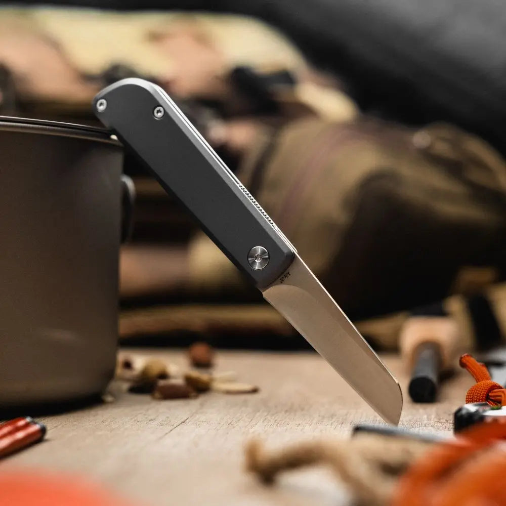 The WESN Samla Compact Sheepsfoot Pocket Knife WESN
