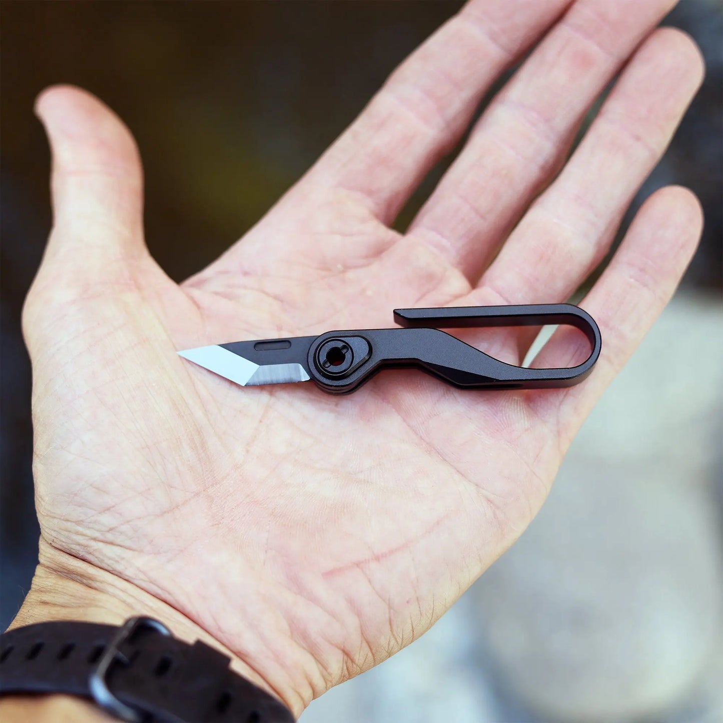 KLIP BLACK: Aluminum Knife & EDC Suspension Hook Dapper Design