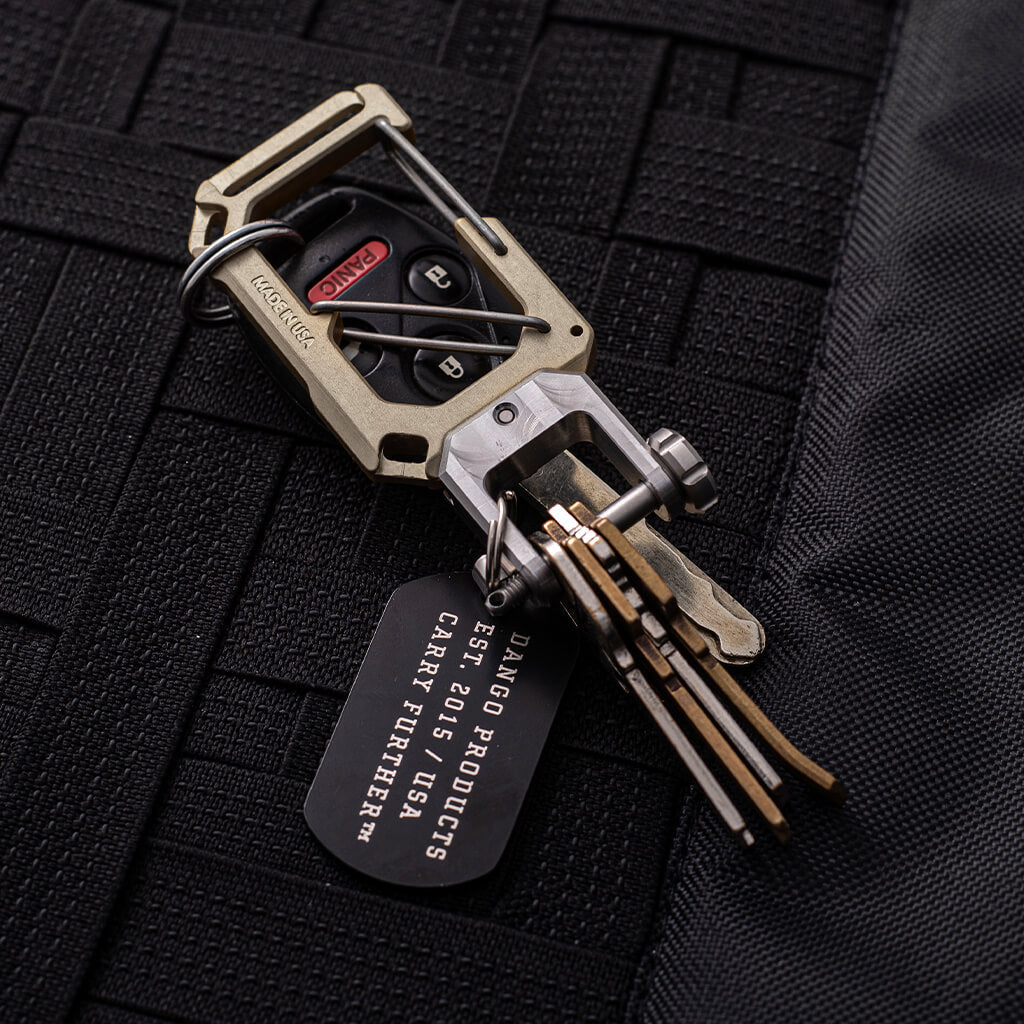 Dango Carabiner & Shackle