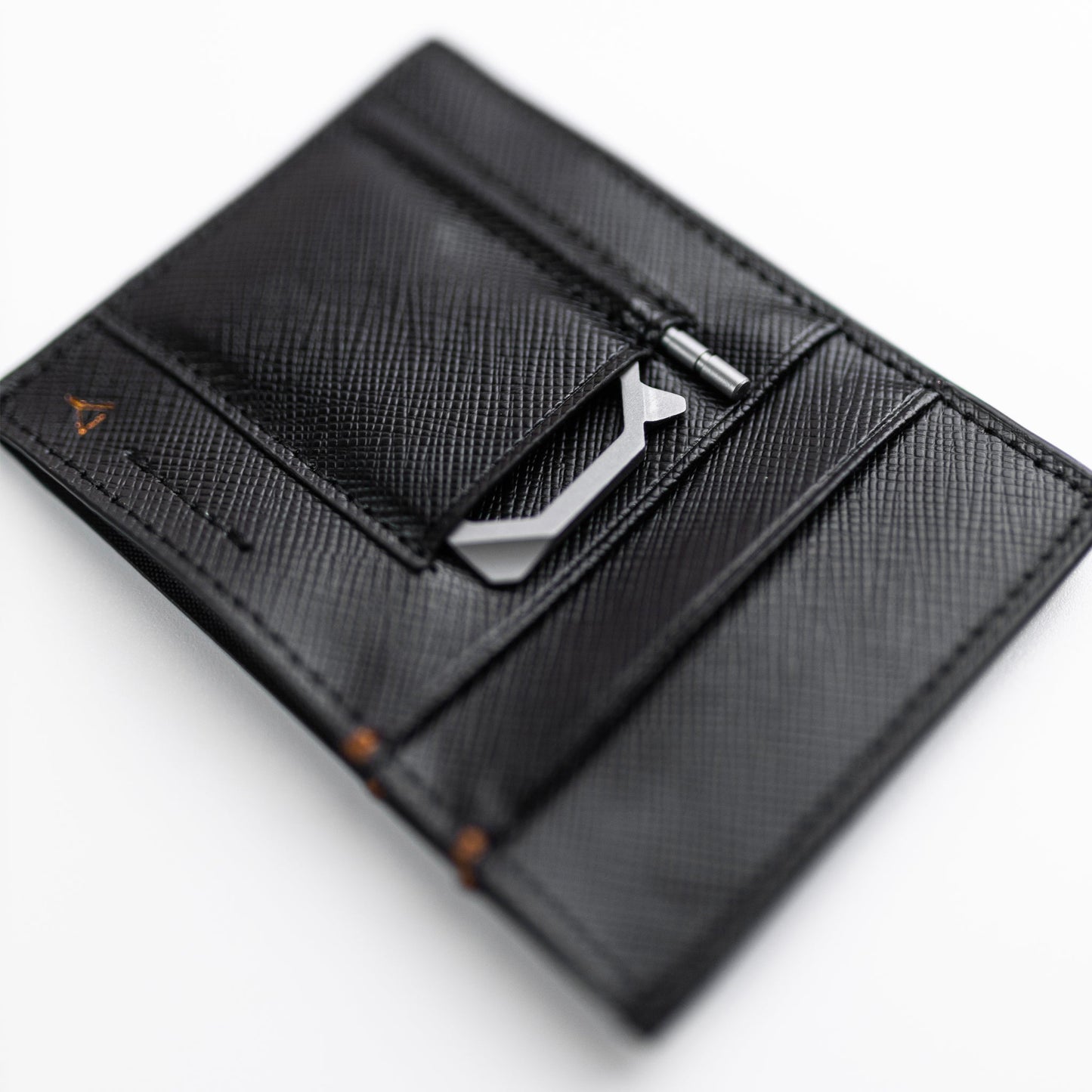 Refyne CC1 Slim Black Wallet