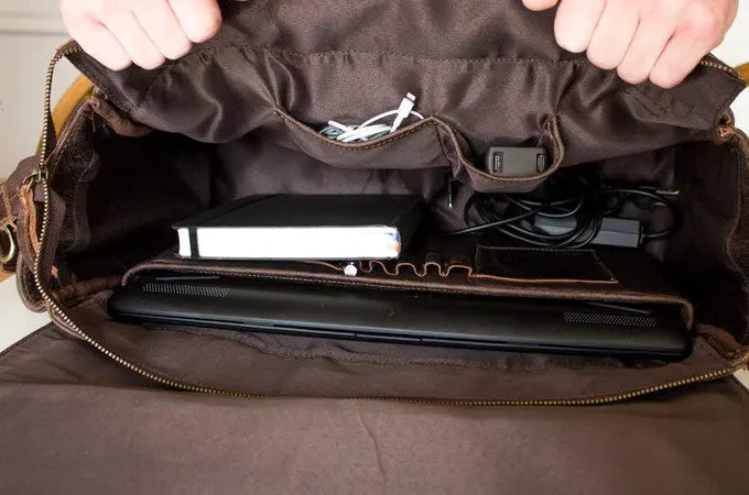 Sitka Leather Messenger Kodiak Leather
