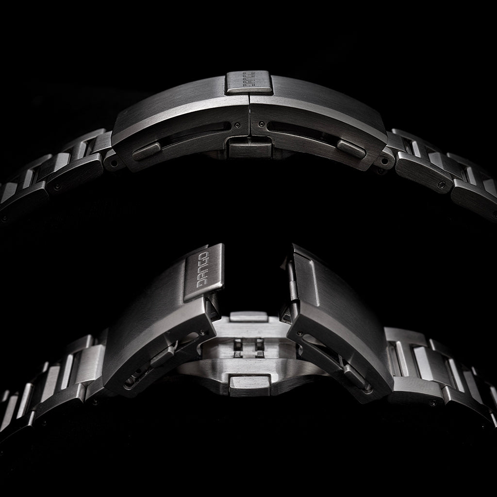 Dango GMT-01 - Automatic GMT Watch with Metal Bracelet