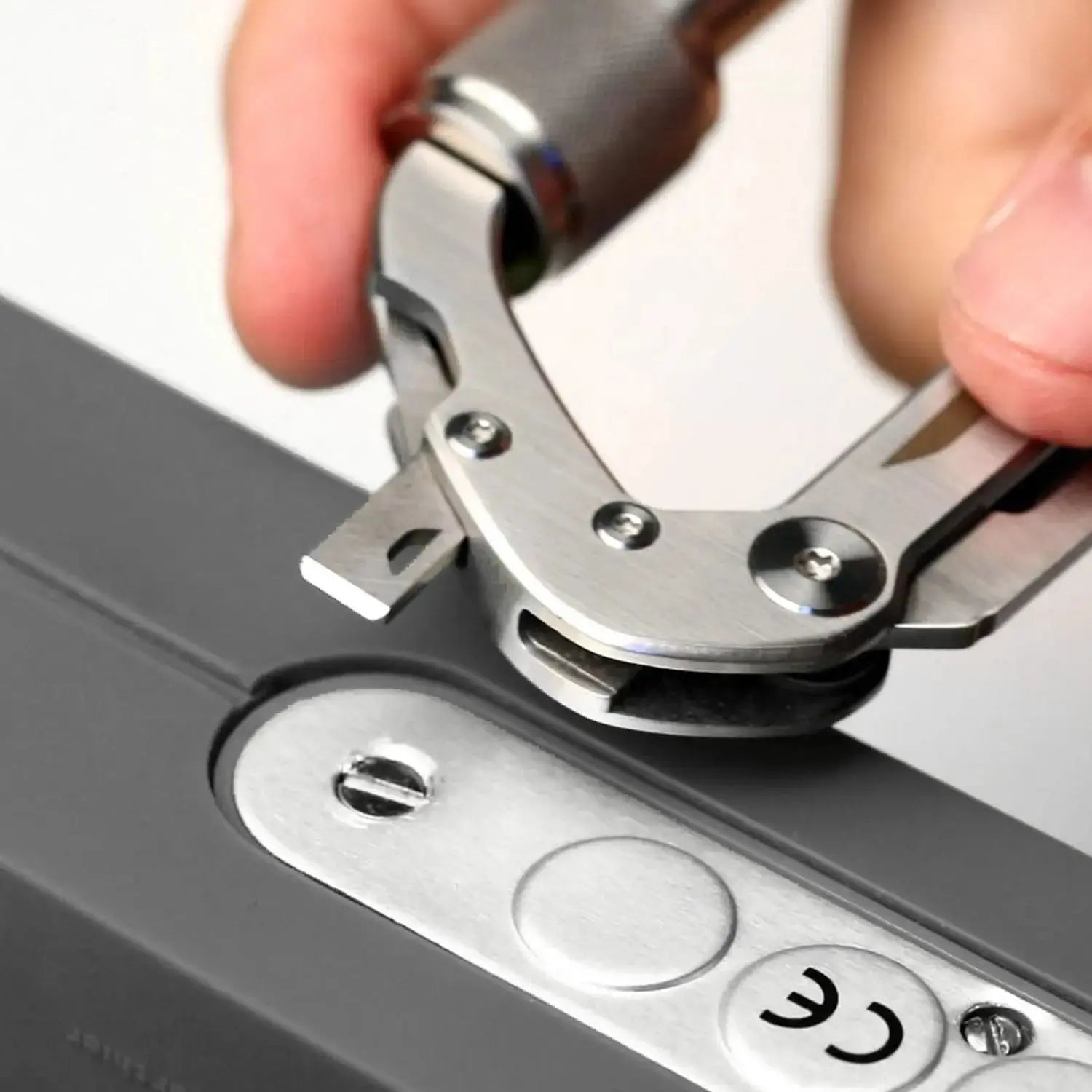 GPCA Carabiner PRO — EDC Multi-Tool Clip GPCA