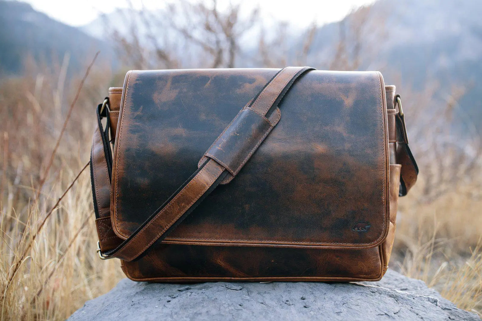 Kasilof Messenger 18 inch XL Kodiak Leather