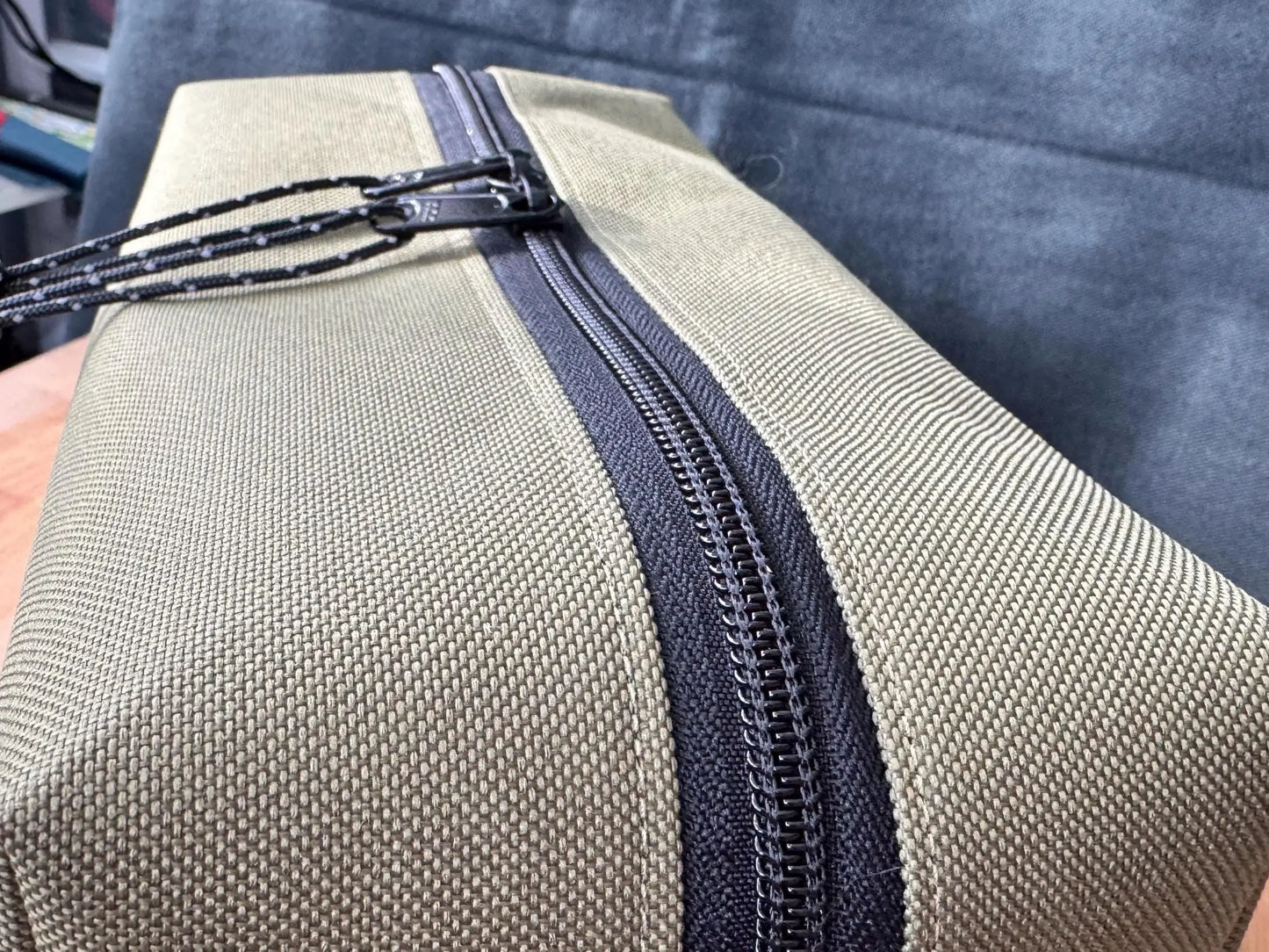 Rugged and Durable Dopp Kit – Travel Toiletries & Makeup Bag