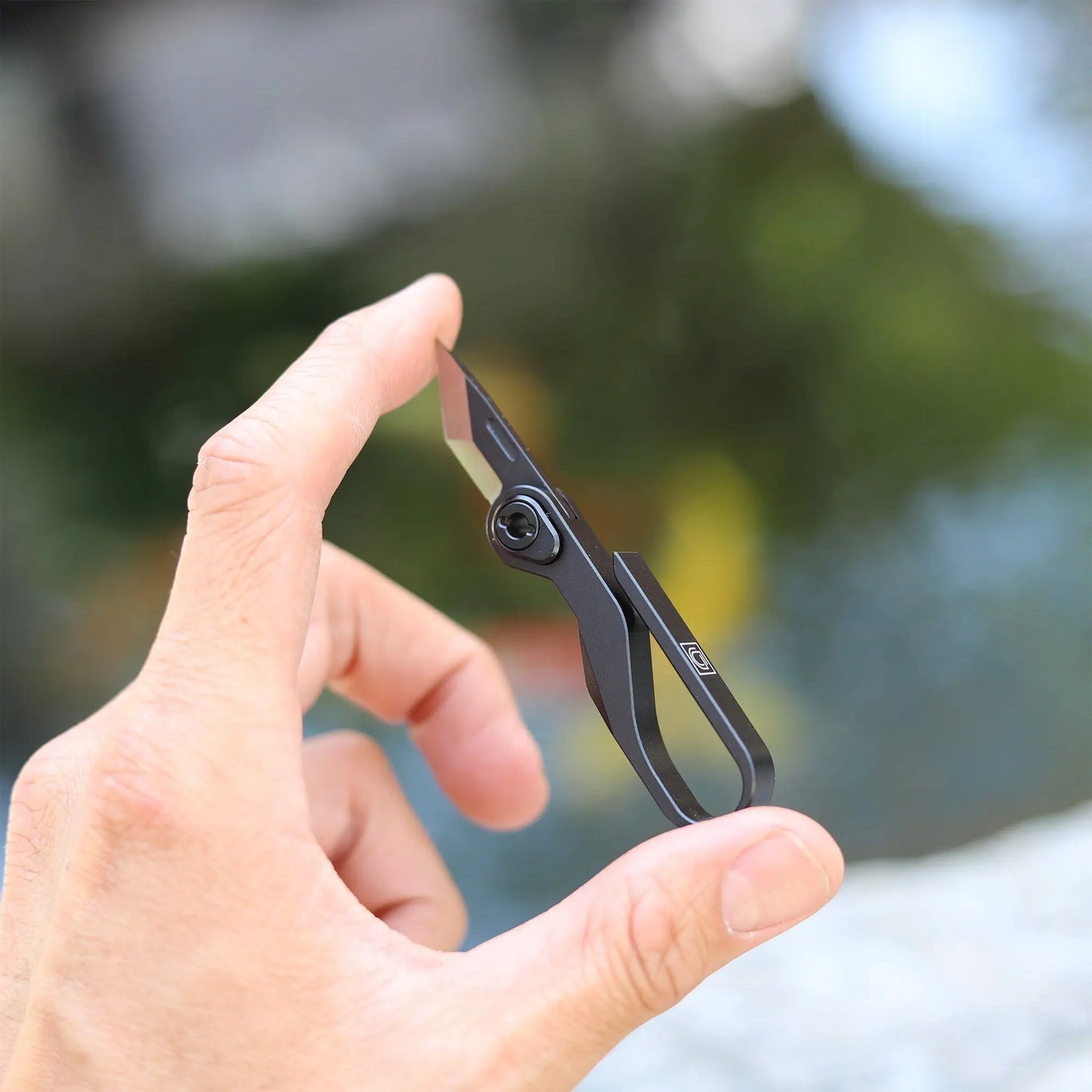 KLIP BLACK: Aluminum Knife & EDC Suspension Hook Dapper Design